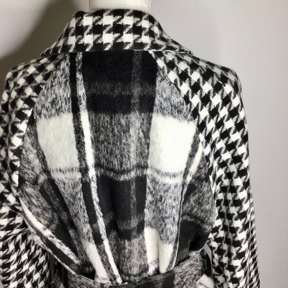 Eloquii Printed Block Coat - Picture 8 of 16